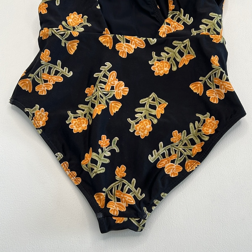 NWT VIX Madalena one piece swimsuit black orange floral size medium - Picture 8 of 13